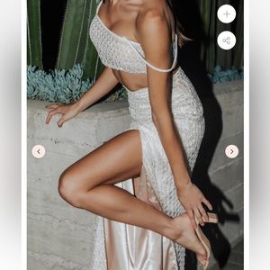 Untamed petals Bali set